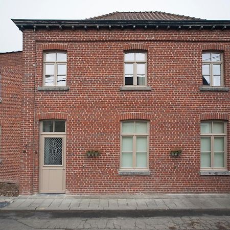 Au Pied Du Hetre Villa Tournai Exterior photo